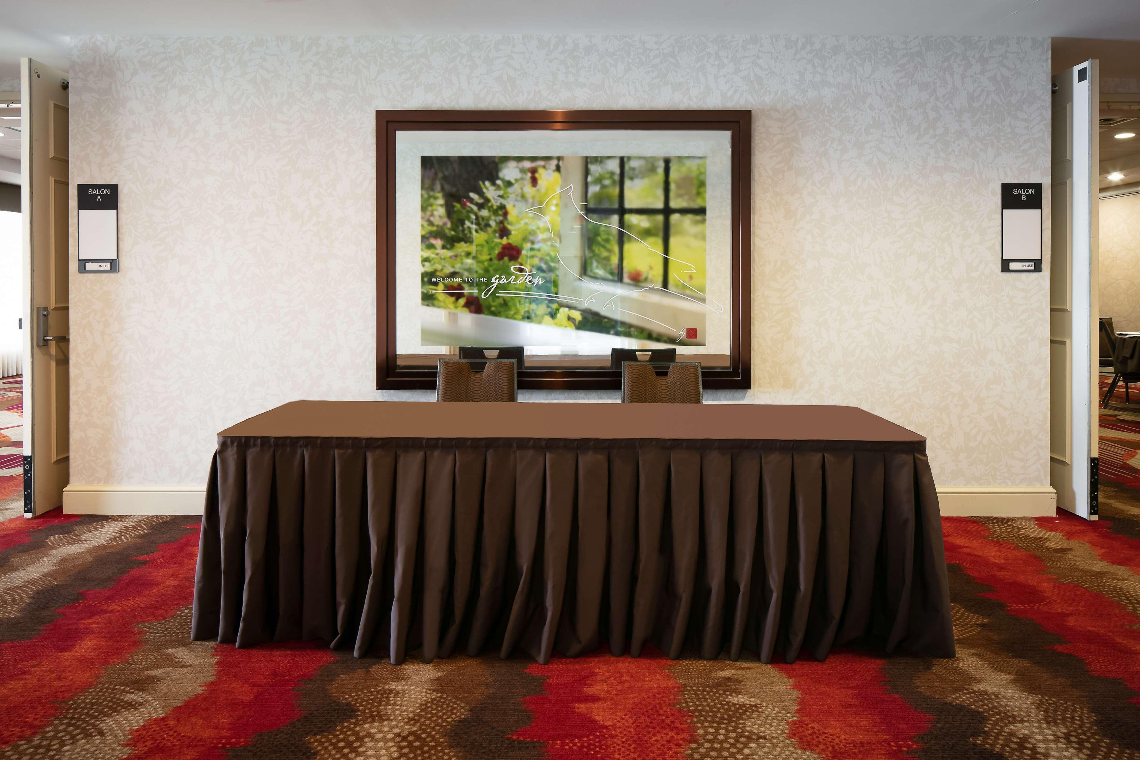Hilton Garden Inn Omaha West Екстериор снимка