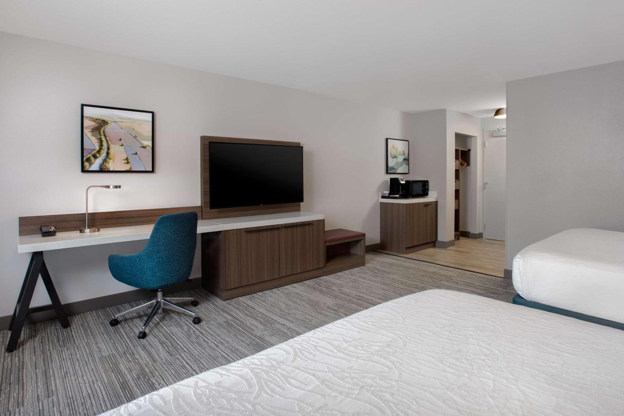 Hilton Garden Inn Omaha West Екстериор снимка