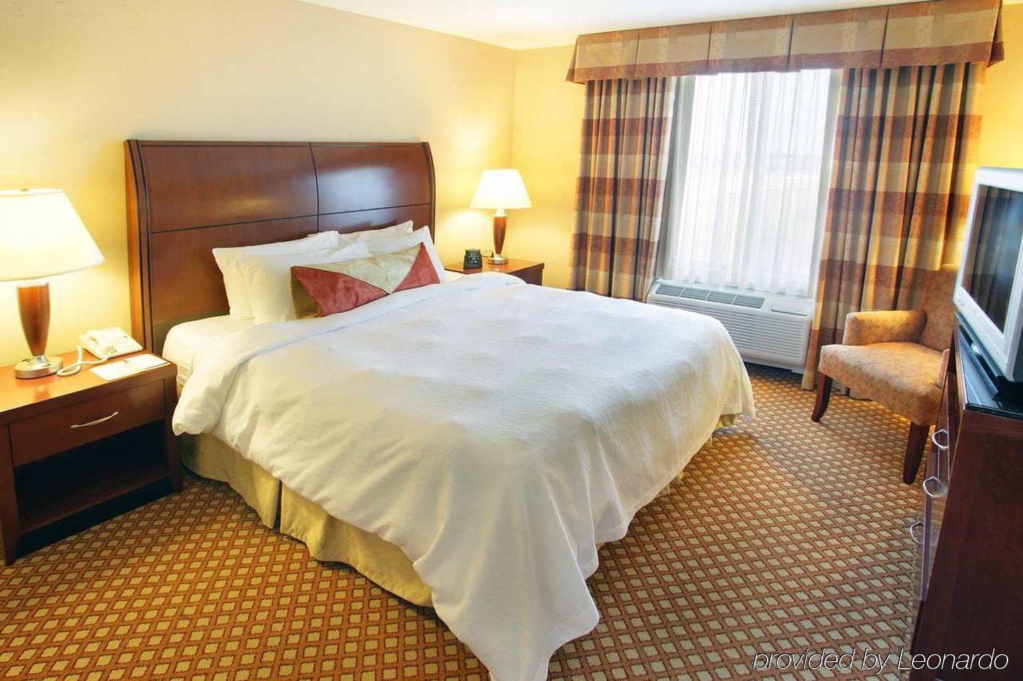 Hilton Garden Inn Omaha West Стая снимка